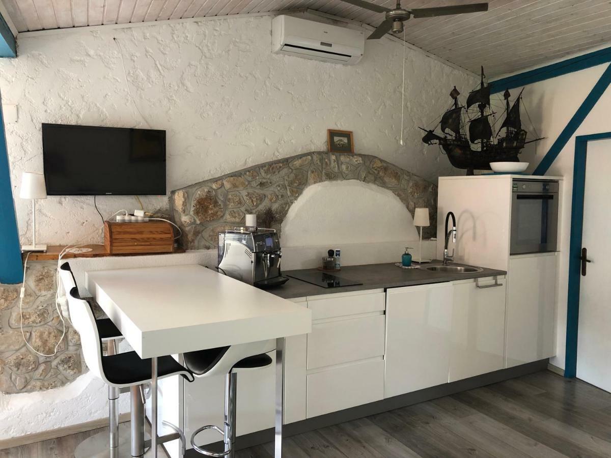 Summer Home In Krk Center "Casa Magdalena" クルク エクステリア 写真